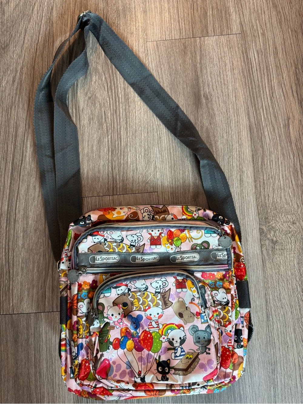 LeSportsac x Sanrio Hello Kitty & Friends Crossbody Bag - Pink Character Print